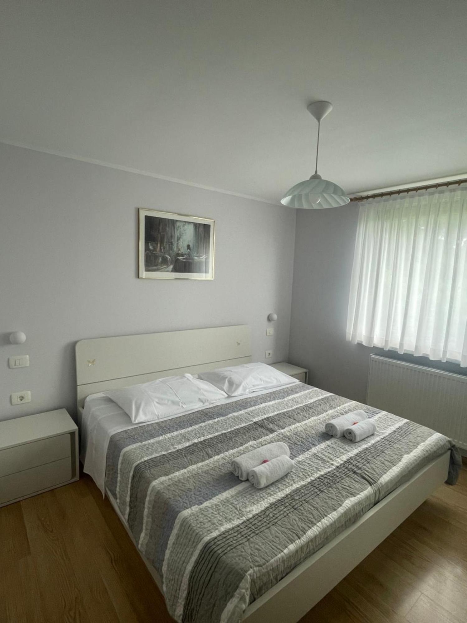 Apartma Pri Cesarjevih Sežana Buitenkant foto
